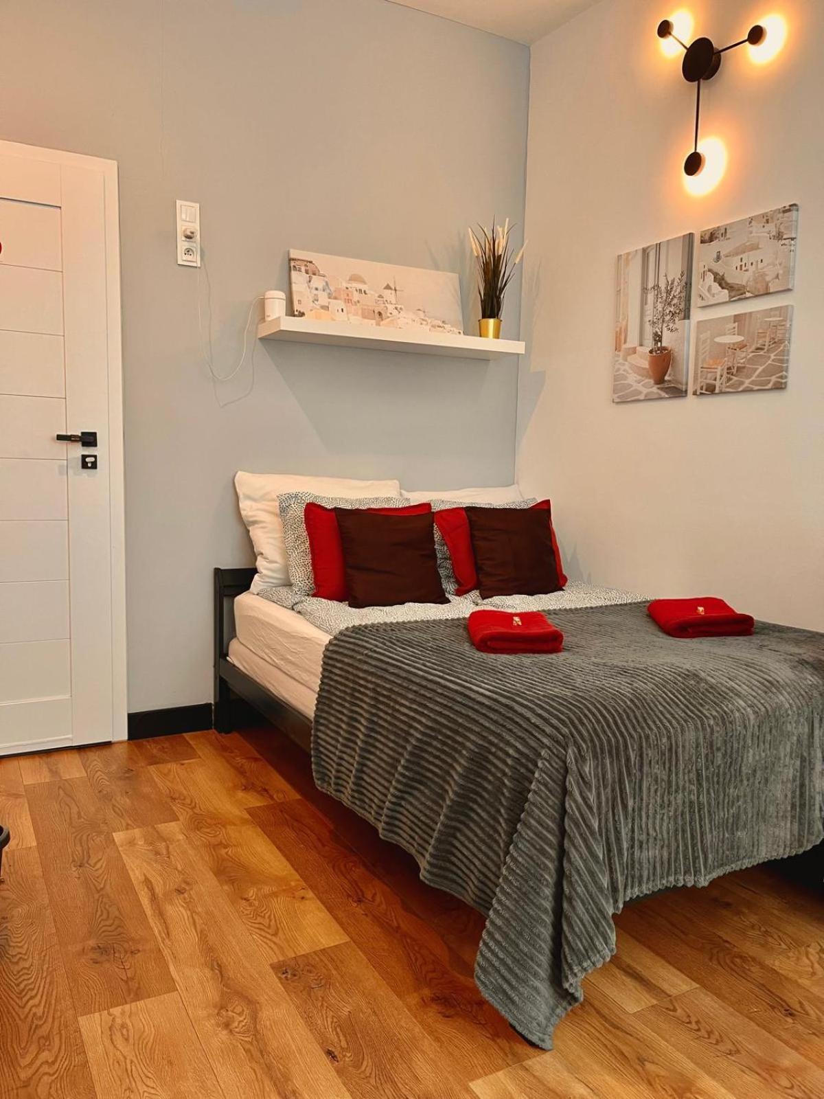 Super 1 Bed Room Condo In Warszawa Center Eksteriør bilde